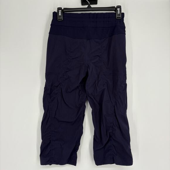 Lululemon Blue Dance Studio Cropped Capri Pants Size 6 - Picture 4 of 7